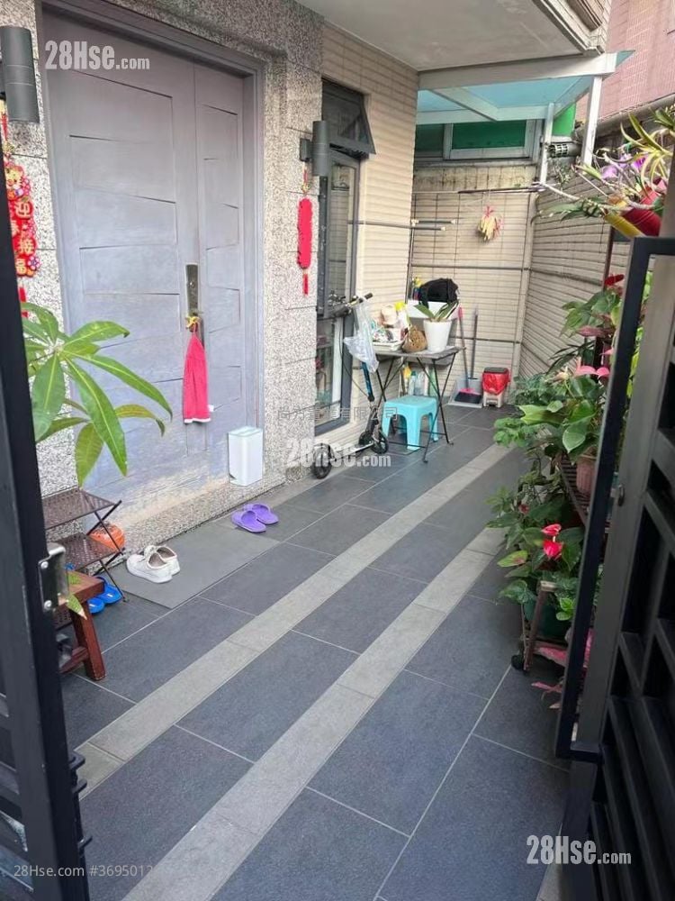 Village Sell 2 Bedrooms , 1 Bathroom 700 ft²