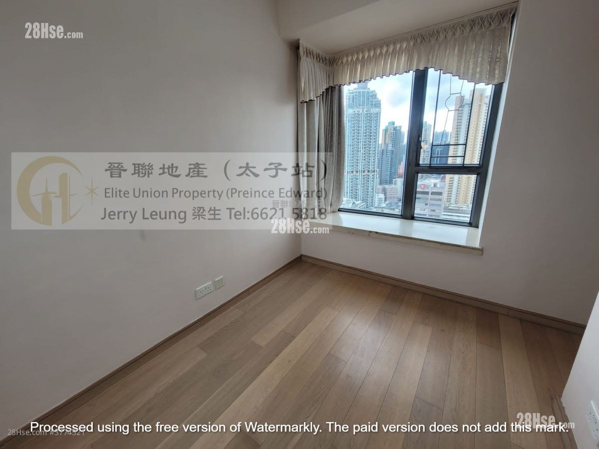 Cite 33 Sell 3 Bedrooms , 2 Bathrooms 677 ft²