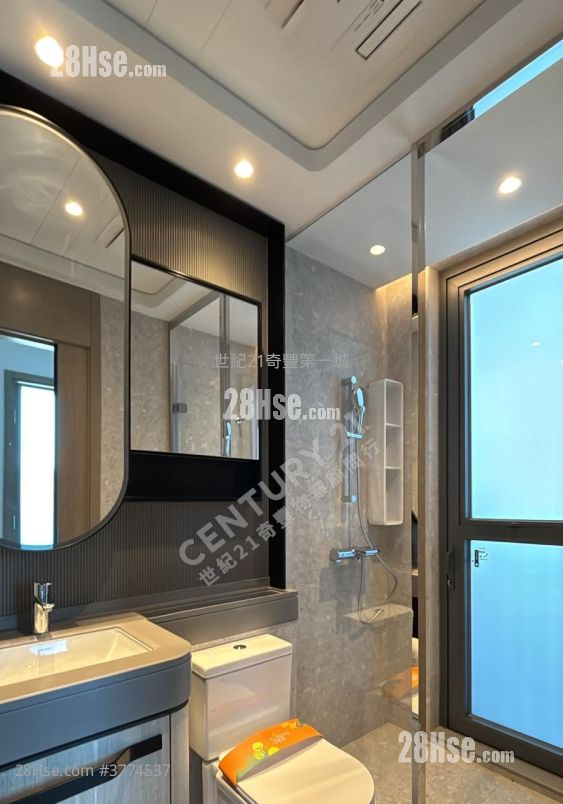 Sierra Sea 售盘 3 房 , 1 浴室 531 平方尺