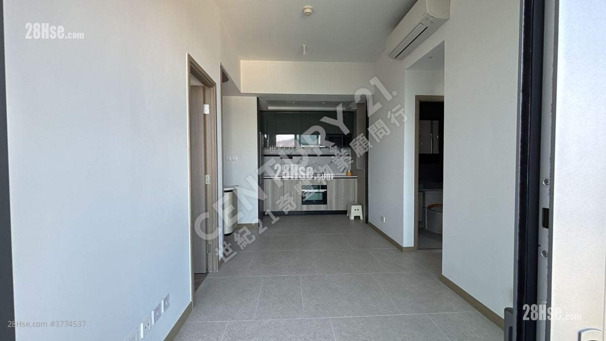 Sierra Sea 售盘 3 房 , 1 浴室 531 平方尺