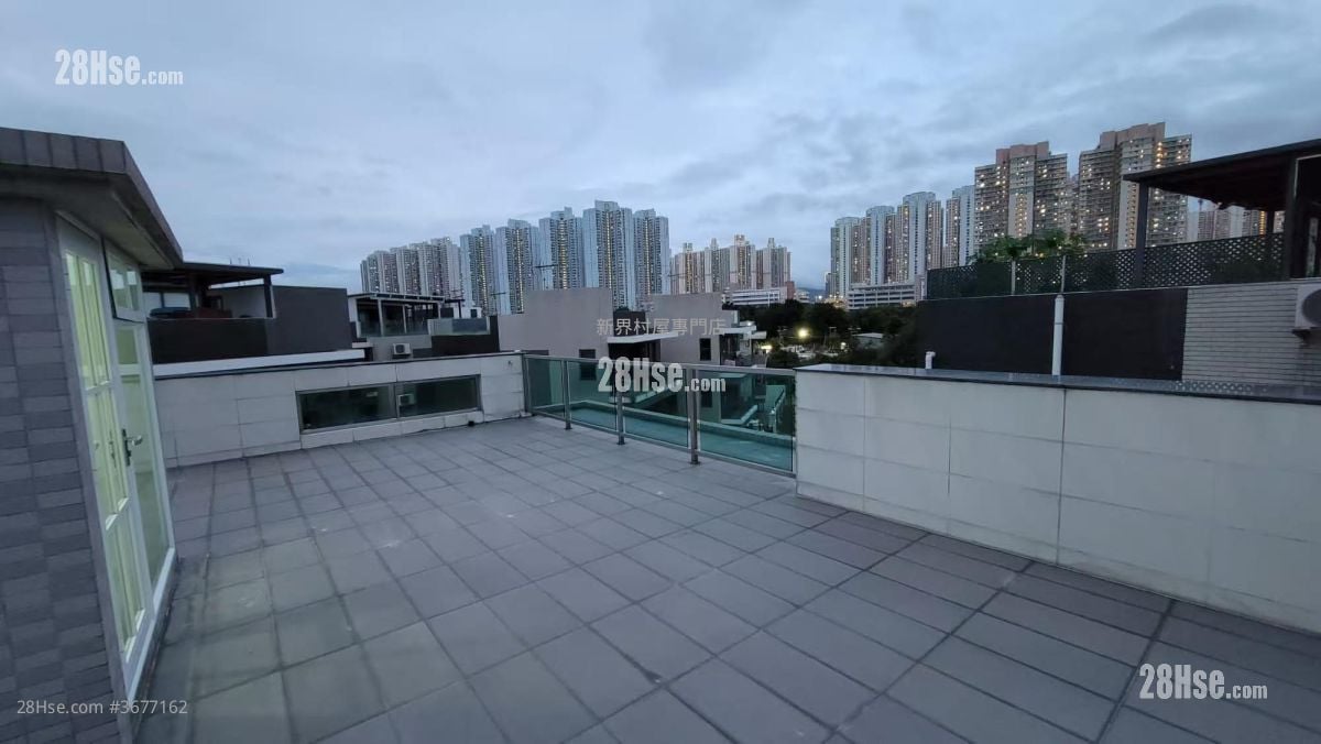 Village Sell 5+ Bedrooms , 5+ Bathrooms 2,100 ft²