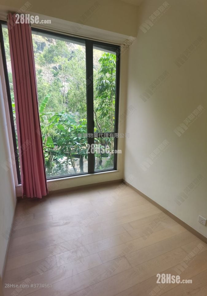 玖珑山 售盘 3 房 1,011 平方尺