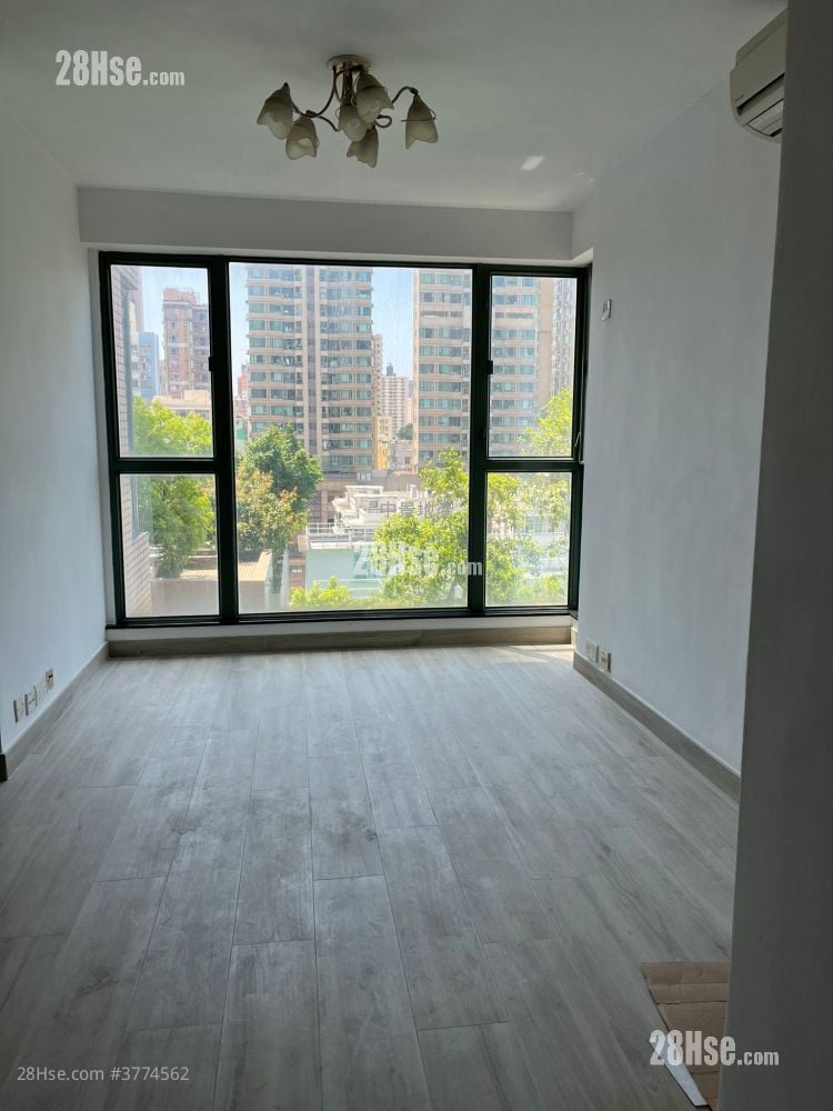 Majestic Park Sell 2 Bedrooms , 1 Bathroom 469 ft²