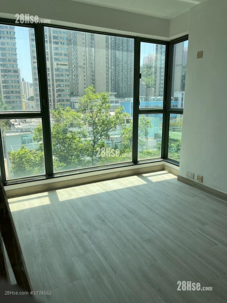 Majestic Park Sell 2 Bedrooms , 1 Bathroom 469 ft²