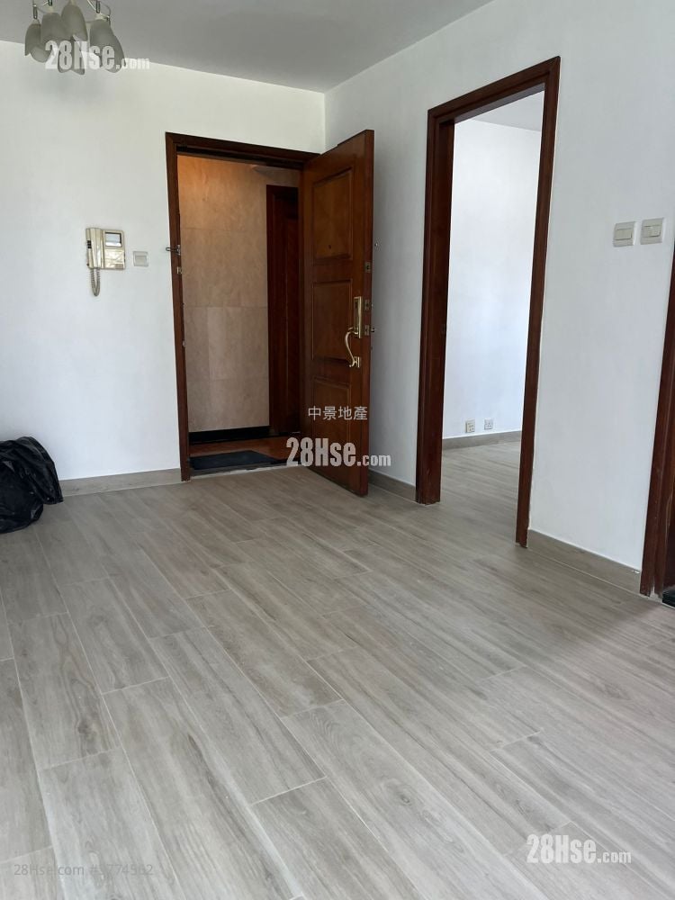 Majestic Park Sell 2 Bedrooms , 1 Bathroom 469 ft²