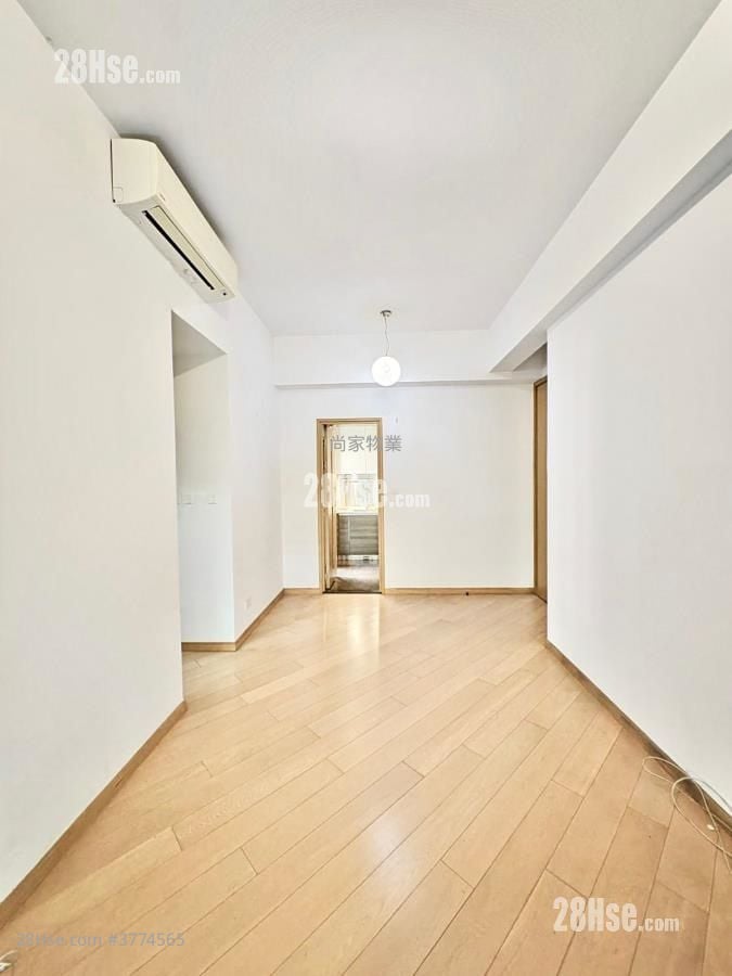 The Woodsville Sell 2 Bedrooms , 1 Bathroom 507 ft²