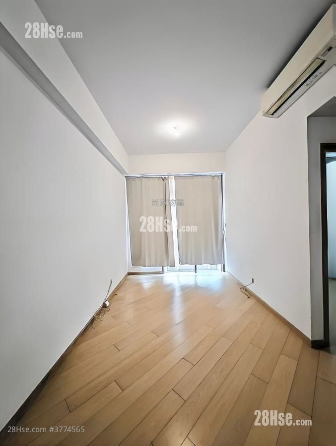 The Woodsville Sell 2 Bedrooms , 1 Bathroom 507 ft²