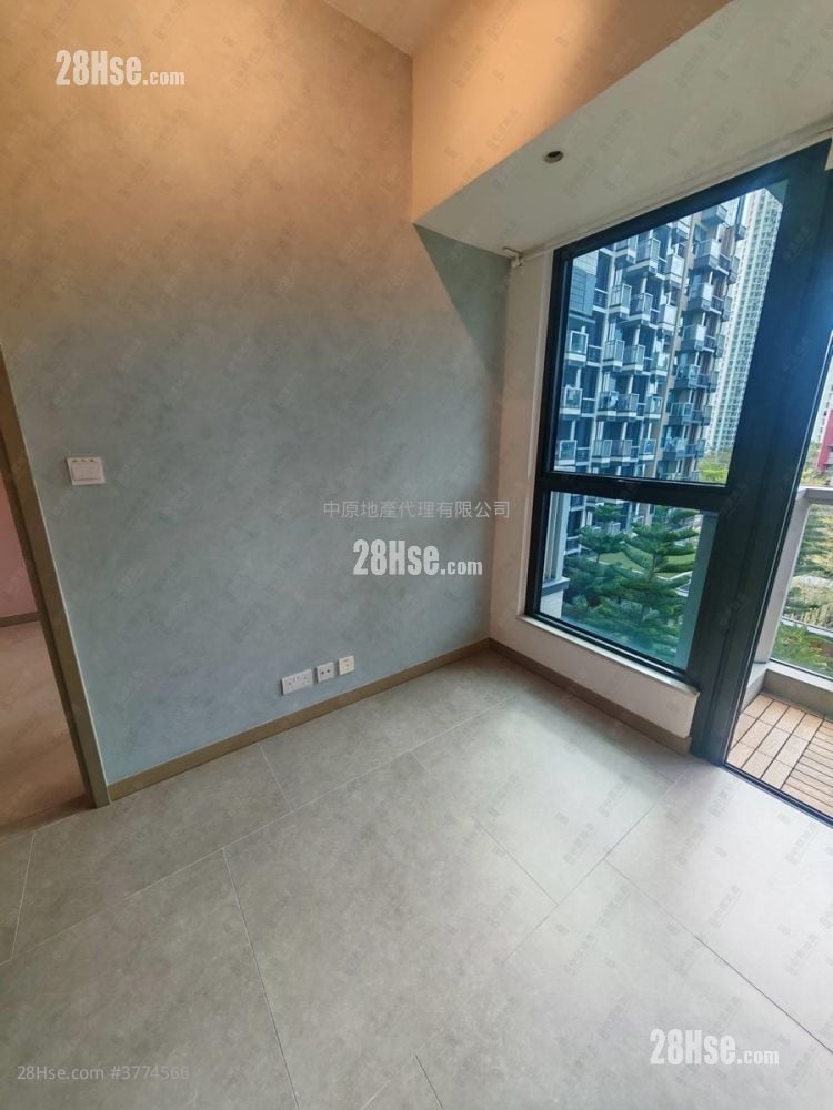 Wetland Seasons Bay Sell 2 Bedrooms 438 ft²