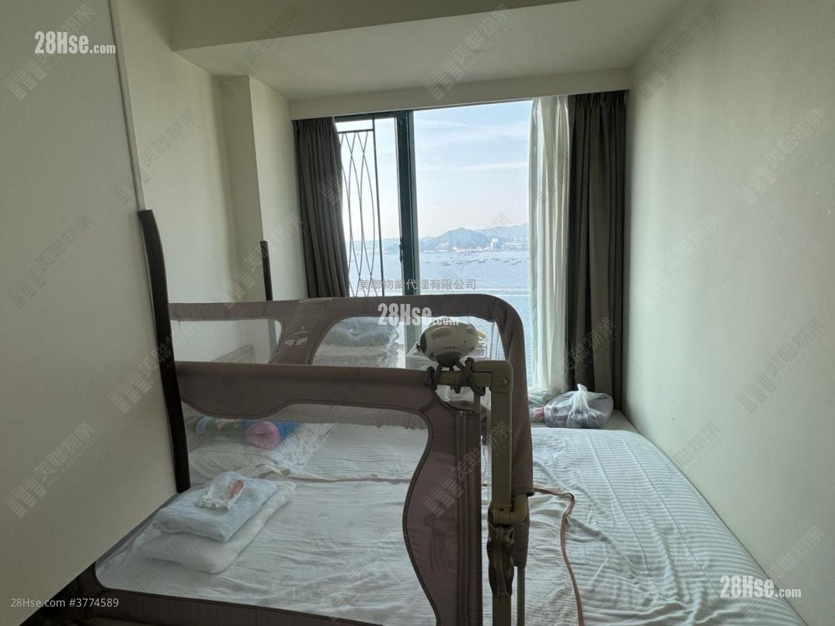 Belchers Hill Sell 3 Bedrooms , 2 Bathrooms 712 ft²