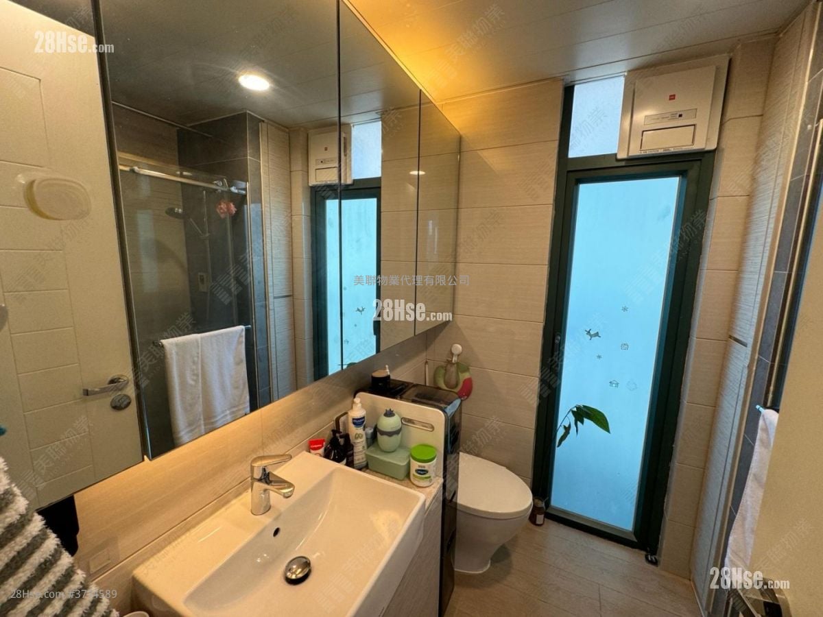 Belchers Hill Sell 3 Bedrooms , 2 Bathrooms 712 ft²