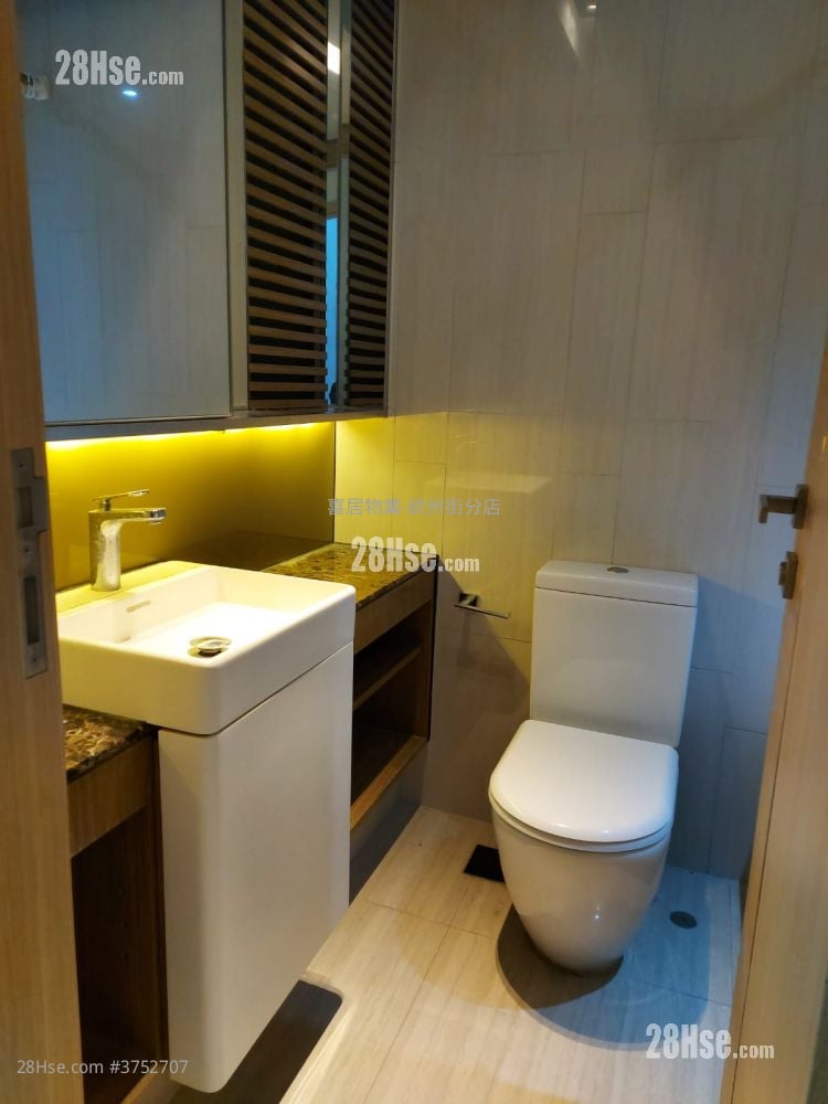 Highpoint Sell 2 Bedrooms , 1 Bathroom 423 ft²