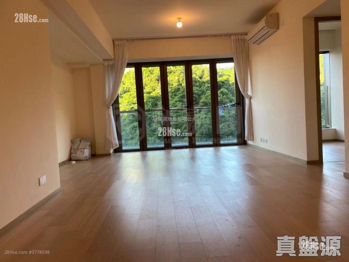 Island Garden Sell 4 Bedrooms , 3 Bathrooms 1,188 ft²