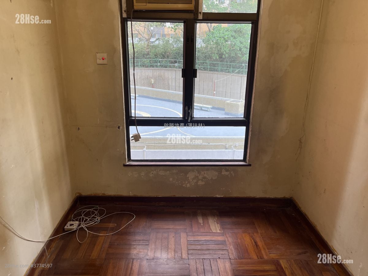 薄扶林花园 售盘 2 房 , 1 浴室 466 平方尺