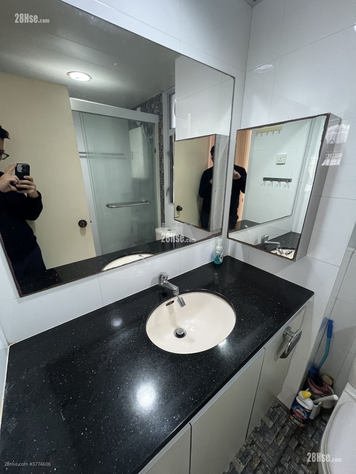 Whampoa Garden Rental 2 Bedrooms , 1 Bathroom 470 ft²