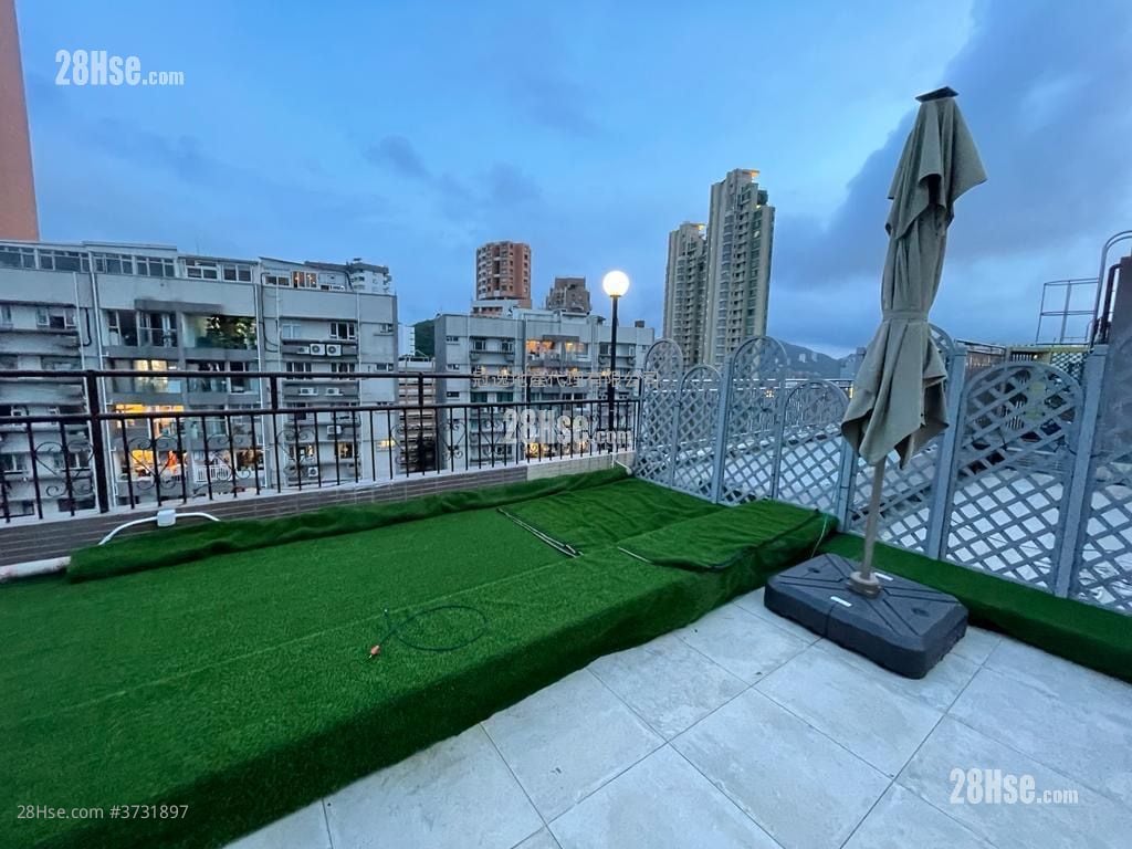 Coral Court Sell 2 Bedrooms , 2 Bathrooms 877 ft²