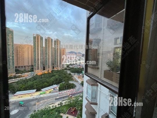 Mayfair Gardens Sell 2 Bedrooms , 1 Bathroom 329 ft²