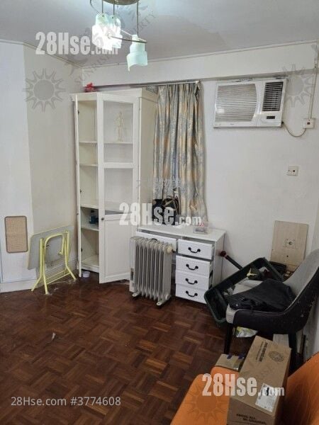 Whampoa Garden Sell 4 Bedrooms 761 ft²