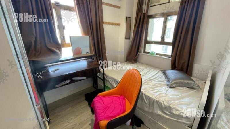 Whampoa Garden Sell 4 Bedrooms 761 ft²