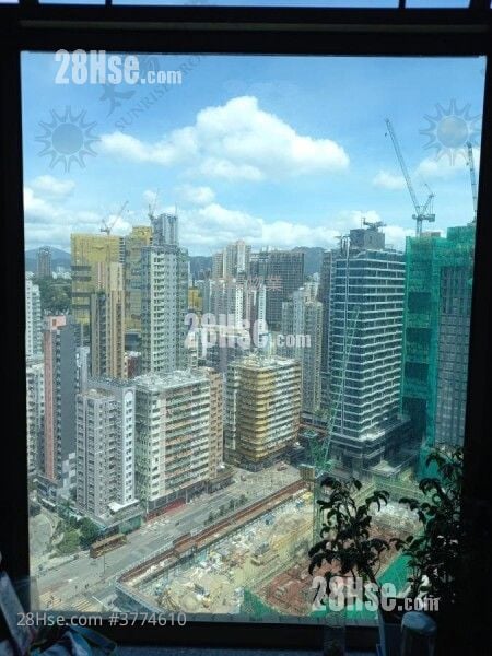 Royal Peninsula Sell 3 Bedrooms 690 ft²