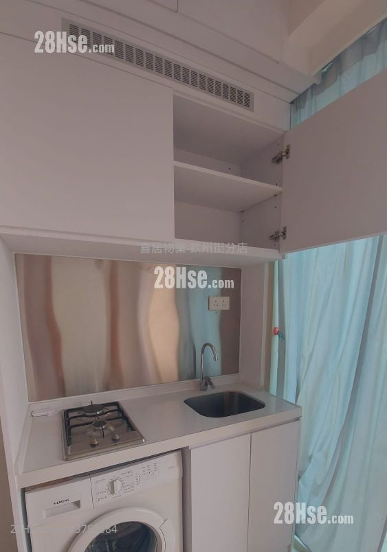 One New York 售盘 1 房 , 1 浴室 240 平方尺