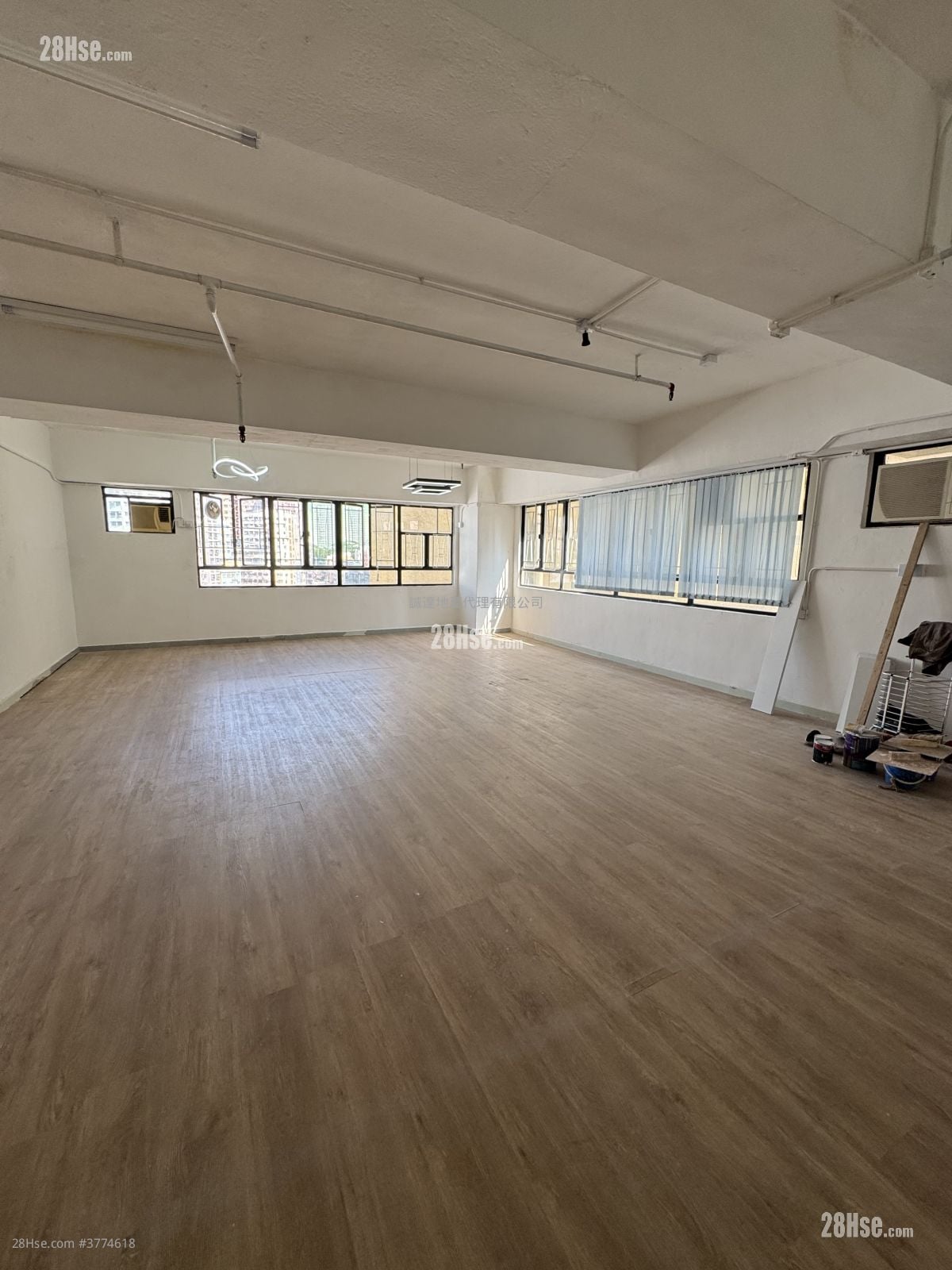 富利工业大厦 售盘 1 厕所