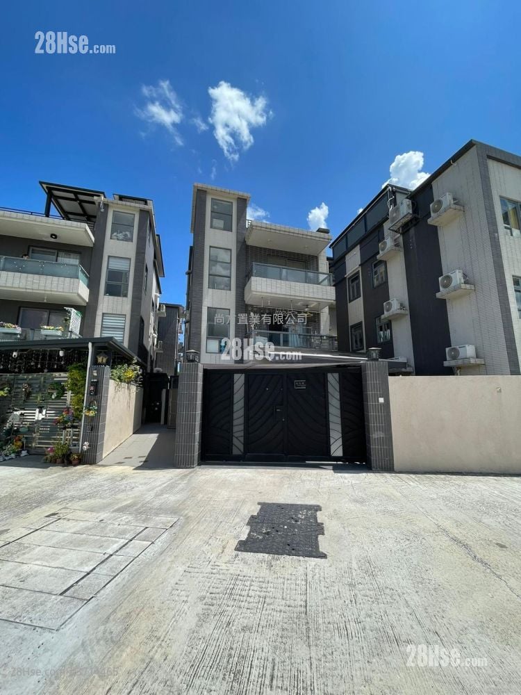 Village Sell 3 Bedrooms , 1 Bathroom 700 ft²