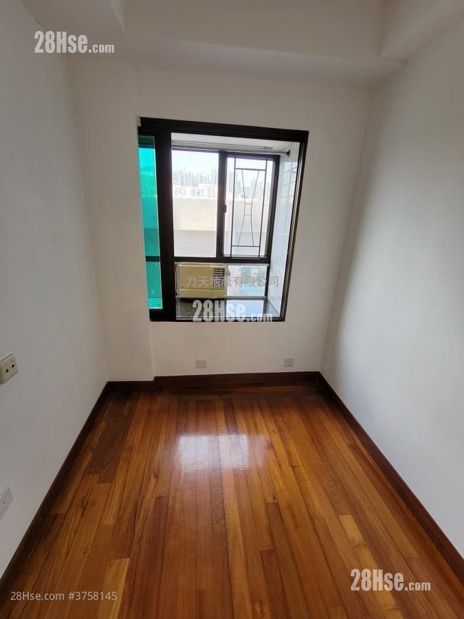 富豪花园 售盘 3 房 , 1 浴室 560 平方尺