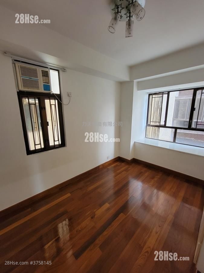 富豪花园 售盘 3 房 , 1 浴室 560 平方尺