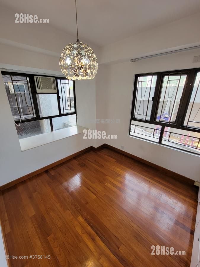 富豪花园 售盘 3 房 , 1 浴室 560 平方尺