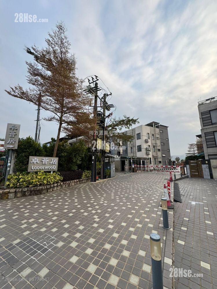 Village Sell 3 Bedrooms , 1 Bathroom 700 ft²