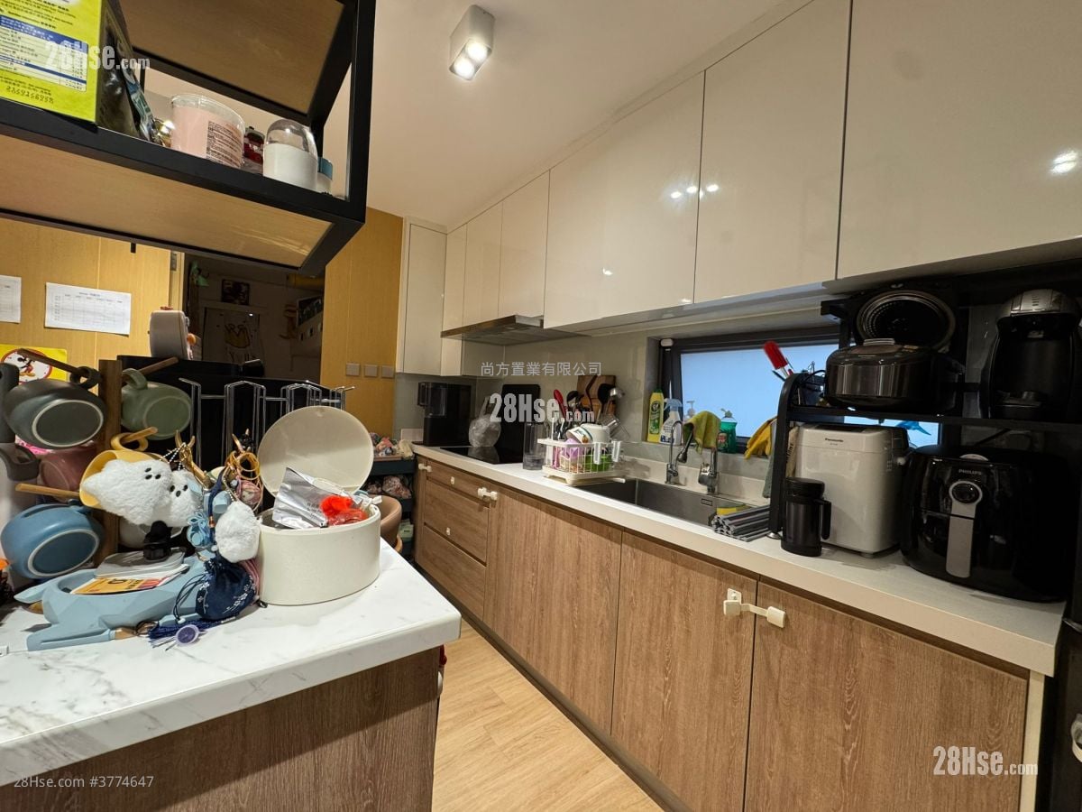 Village Sell 3 Bedrooms , 1 Bathroom 700 ft²