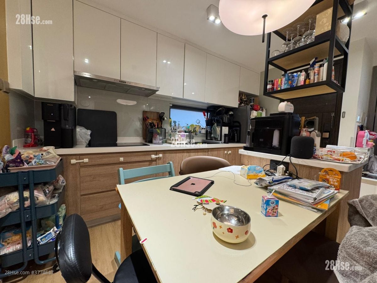 Village Sell 3 Bedrooms , 1 Bathroom 700 ft²