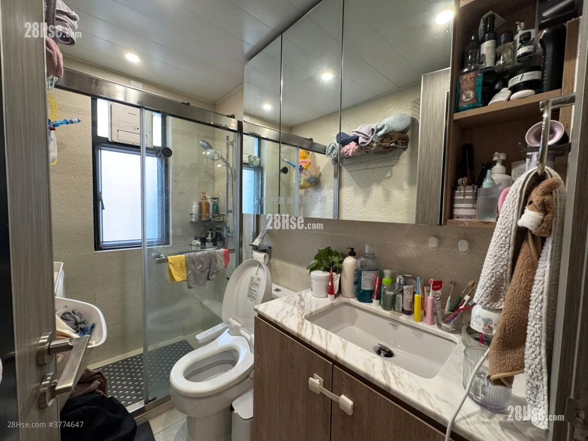 Village Sell 3 Bedrooms , 1 Bathroom 700 ft²