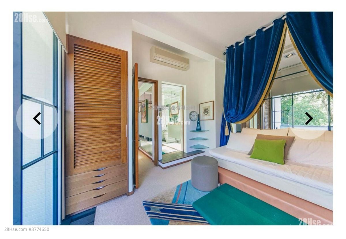 Miami Crescent Sell 2 Bedrooms , 3 Bathrooms 1,841 ft²