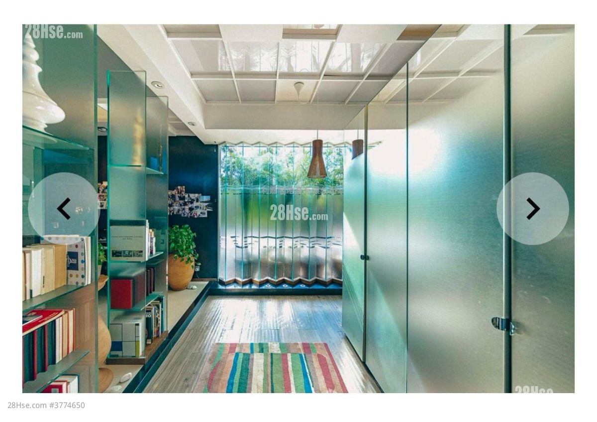 Miami Crescent Sell 2 Bedrooms , 3 Bathrooms 1,841 ft²