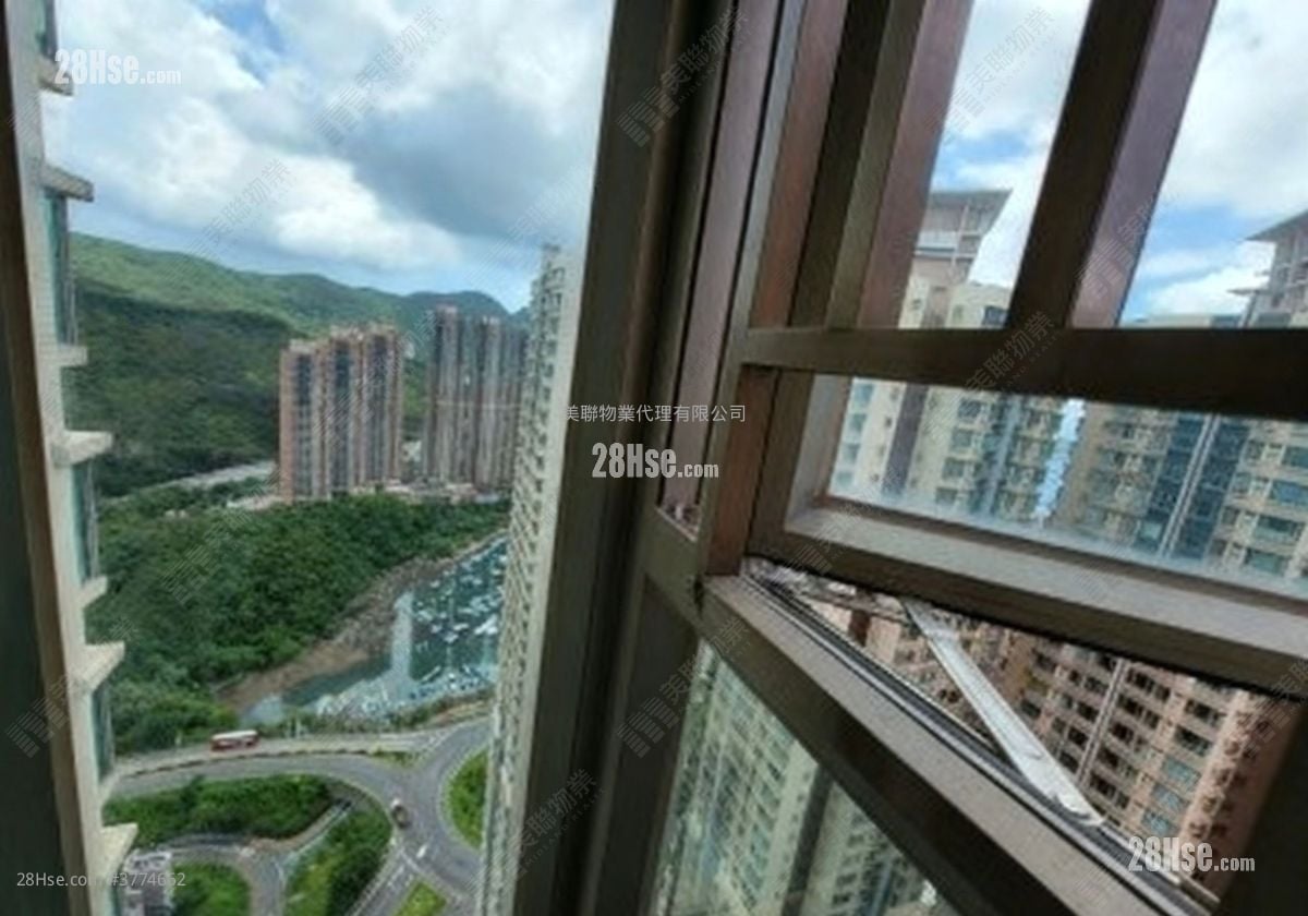 Tseung Kwan O Plaza Sell 2 Bedrooms , 1 Bathroom 453 ft²
