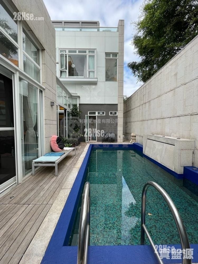 The Great Hill Sell 4 Bedrooms , 3 Bathrooms 3,128 ft²