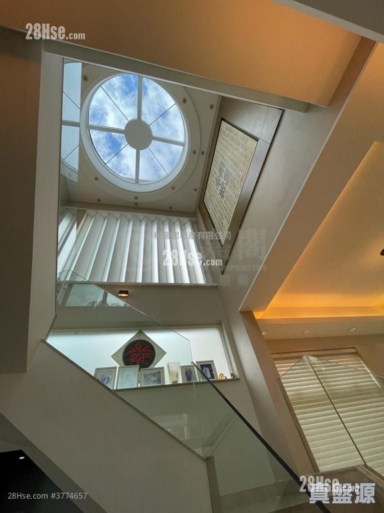 The Great Hill Sell 4 Bedrooms , 3 Bathrooms 3,128 ft²