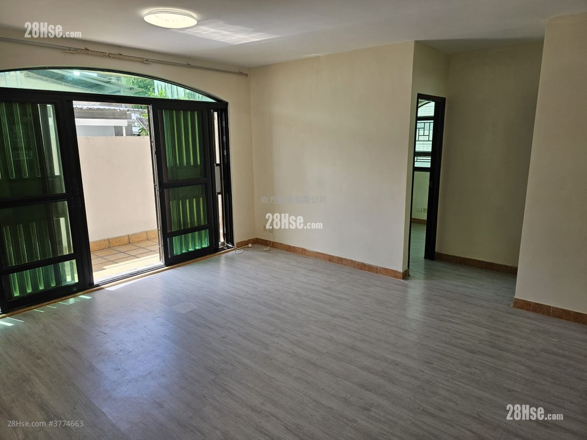 Village Sell 3 Bedrooms , 1 Bathroom 700 ft²