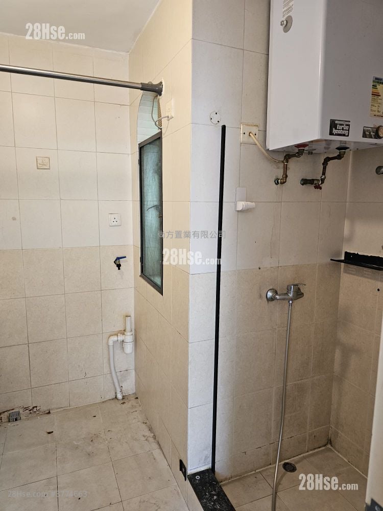 Village Sell 3 Bedrooms , 1 Bathroom 700 ft²