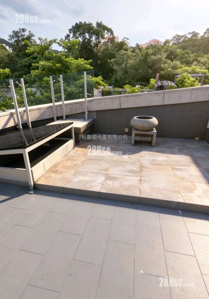 The Great Hill Sell 4 Bedrooms , 3 Bathrooms 3,197 ft²