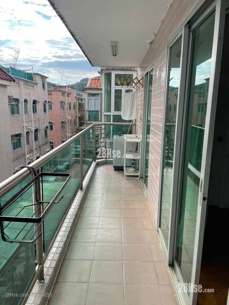 Tong Min Tsuen Sell 3 Bedrooms , 1 Bathroom 700 ft²