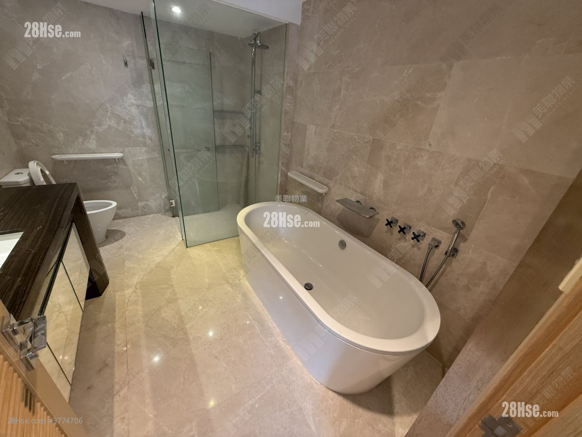 The Graces Providence Bay Sell 4 Bedrooms 1,588 ft²