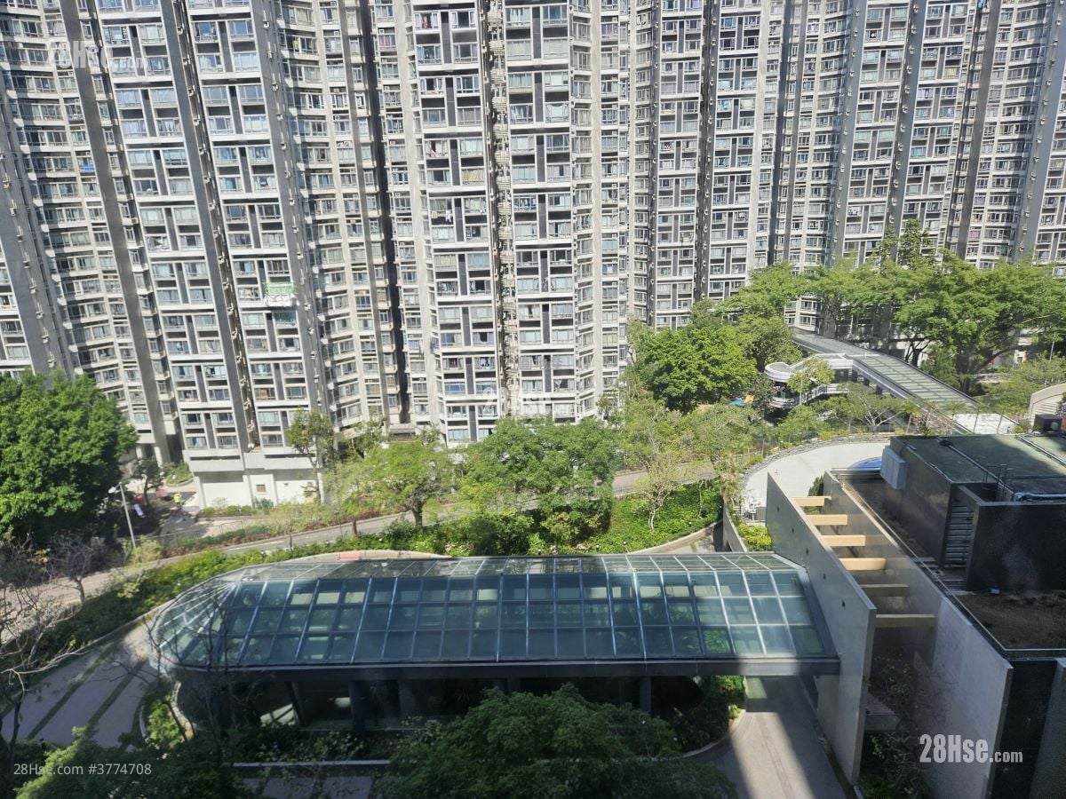 Laguna City Sell 3 Bedrooms , 2 Bathrooms 748 ft²