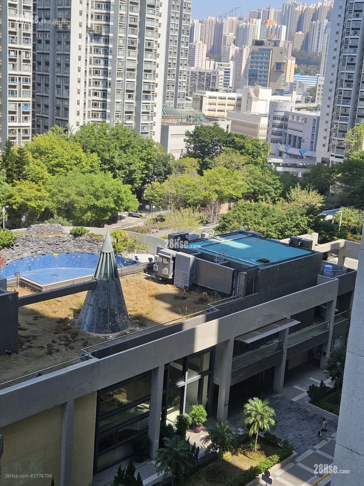 Laguna City Sell 3 Bedrooms , 2 Bathrooms 748 ft²