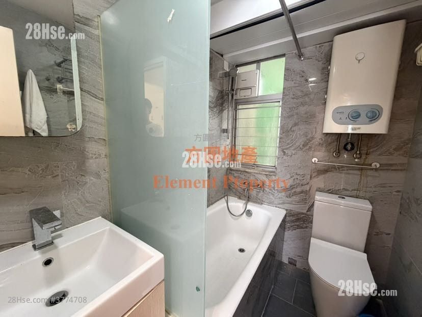 Laguna City Sell 3 Bedrooms , 2 Bathrooms 748 ft²