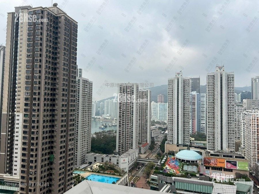 万景峯 售盘 3 房 , 2 浴室 668 平方尺