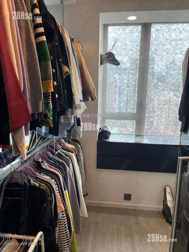 万景峯 售盘 3 房 , 2 浴室 668 平方尺