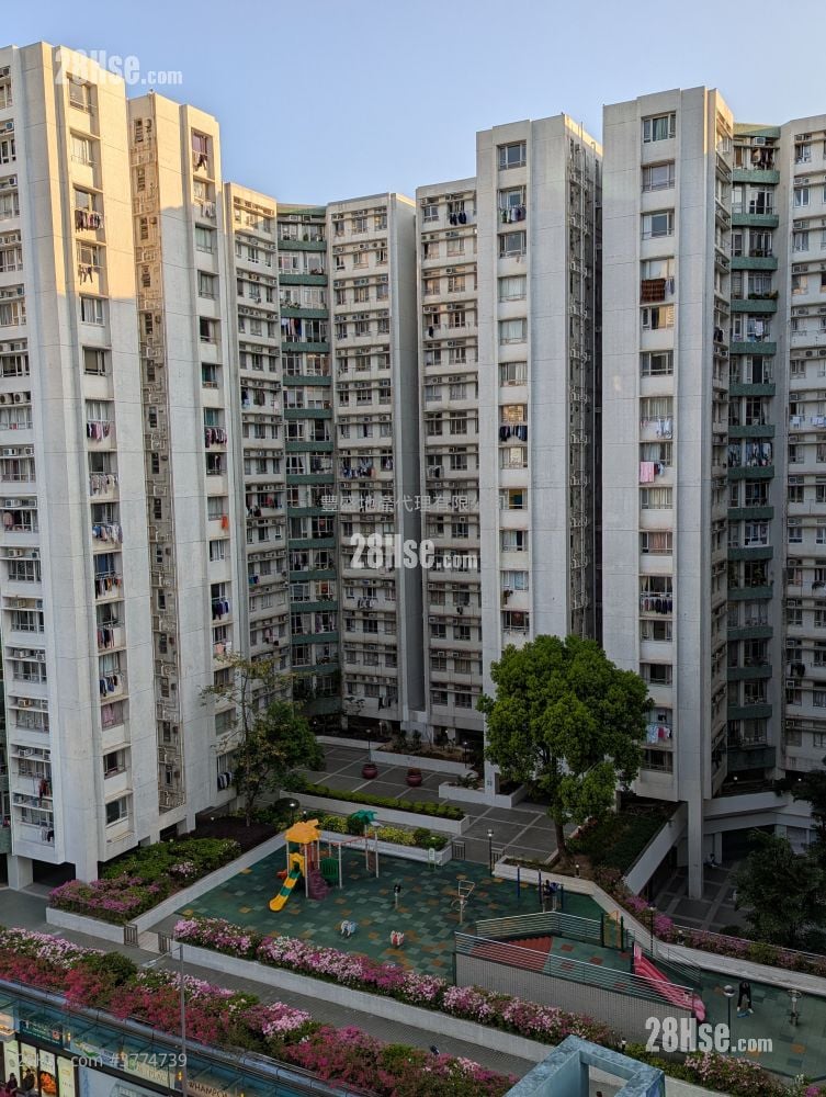 Whampoa Garden Sell 2 Bedrooms , 1 Bathroom 503 ft²