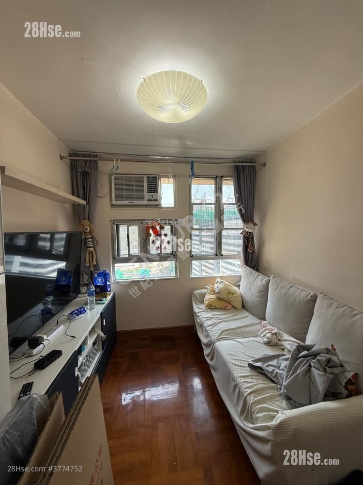 愉田苑 售盘 2 房 , 1 浴室 449 平方尺